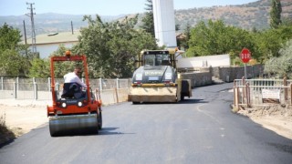 Melikgazide asfalt atağı sürüyor
