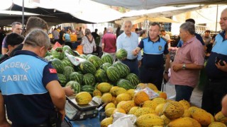 Mersinde pazar yerlerinde fiyat ve tartı denetimi