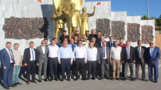 MHPli Özdemir ve İl Teşkilatından Pınarbaşına Ziyaret