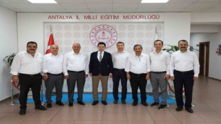 Miran: Antalya eğitim çalışanlarının gösterdiği özveri ve hayırseverlerin desteği ile örnek şehir