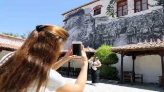 Mural resim çalışmasına vatandaşlardan yoğun ilgi