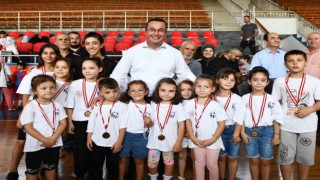 Mustafakemalpaşalı gençler madalyalarını aldı