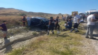 Nallıhan Karayolunda iki araç çarpıştı: 2si ağır 4 yaralı
