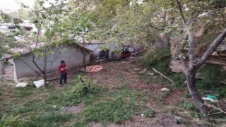 Önce evin duvarına çarptı ardından 6 metrenden bahçeye uçtu: 2 ölü