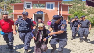 Ormanda kaybolan yaşlı kadın 20 saat sonra bulundu