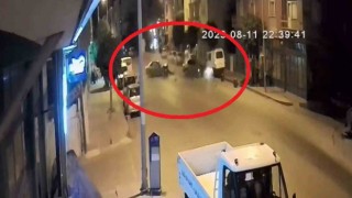 Ortalığın savaş alanına döndüğü kaza güvenlik kamerasında