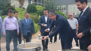 Osmaniye'de Aşure Etkinliği ve Yöresel Kilim Dokuma Sergisi Gerçekleştirildi