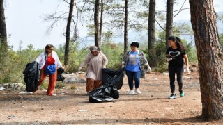 Osmaniyede orman yangınlarına dikkat çekmek amacıyla cam atığı toplandı