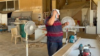 Osmaniye'de Sıcak Hava Koşulları Esnaf ve İşçileri Olumsuz Etkiliyor