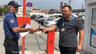 Otopark görevlisinden örnek davranış