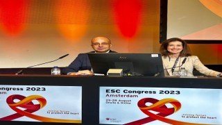Prof. Dr. Bülent Görenek Avrupa Kardiyoloji Kongresine katıldı