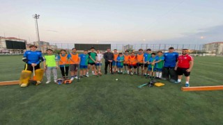 Pursaklar Belediye Spor Kulübü U16 Erkek Hokey Takımı yeni sezona hazırlanıyor