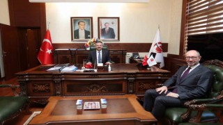 Rektör Erdaldan Eskişehir Valisi Aksoya ziyaret