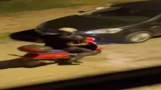 Sakin bir şekilde geldi, motosikleti çalarak kayıplara karıştı