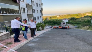 Sandıkçı: “İlçemizin yollarını ilmek ilmek işliyoruz”