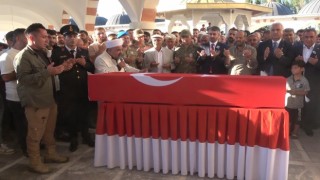 Şehit Erkan Selçuk memleketi Muşta son yolculuğuna uğurlandı