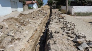 Serikte 2 mahallenin içme suyu hattı yenilendi