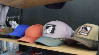 Sıcak havalar şapka satışını arttırdı