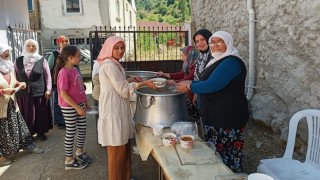 Simav Beyce köyünde geleneksel aşure etkinliği