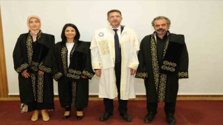 Şırnak Üniversitesinde öğretim görevlileri cübbe giydi