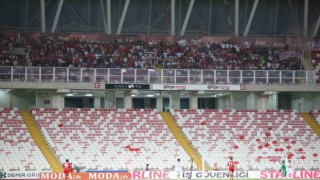 Sivassporlu taraftarlar Samsunspor maçına ilgi göstermedi