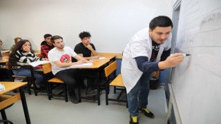 Sosyal etkinlik merkezinde ön kayıtlar başladı
