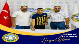 Talasgücü Belediyesporda Berkay Öztuvan, imzayı attı