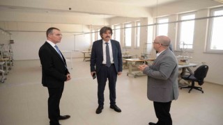 Tarihi taş mektep canlanıyor