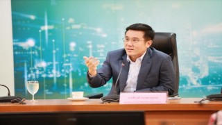 Tayland hükümetinden Facebooka yasaklama tehdidi