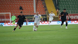 Trendyol Süper Lig: Alanyaspor: 0 - Hatayspor: 0 (İlk yarı)