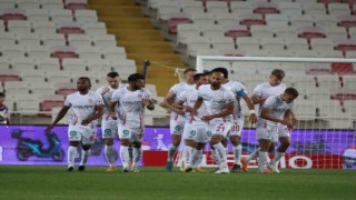 Trendyol Süper Lig: Sivasspor: 0 - Antalyaspor: 1 (Maç devam ediyor)