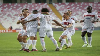 Trendyol Süper Lig: Sivasspor: 1 - Samsunspor: 0 (Maç devam ediyor)