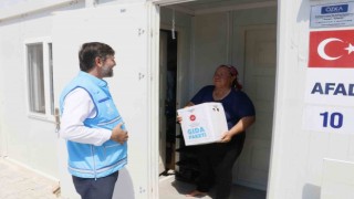 Türkiye Diyanet Vakfı Hatayda 15 bin adet yardım kolisi dağıttı