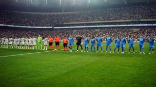 UEFA Avrupa Konferans Ligi: Beşiktaş: 0 - Dinamo Kiev: 0 (Maç devam ediyor)