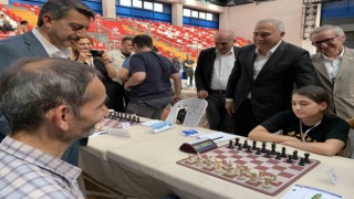 Uluslararası İstanbul Açık Satranç Turnuvası Fatihte başladı