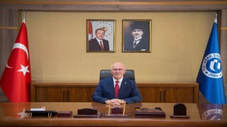 Uşak Üniversitesi Rektörü Savaştan 30 Ağustos Zafer Bayramı mesajı