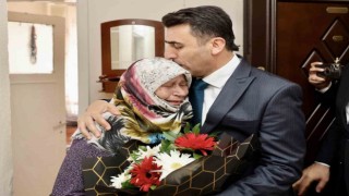 Vali Şefik Aygöl şehit ailelerinin hayır duasını aldı