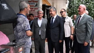 Vali Yılmaz, Esnaf ve Vatandaşları Ziyaret Etti