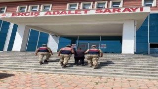 Vanda 26 yıl kesinleşmiş hapis cezası ve 17 farklı suçtan aranan şahıs yakalandı