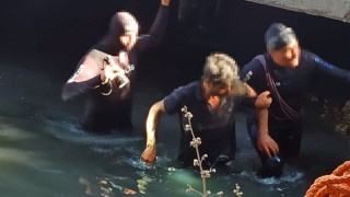 Veliefendi Hipodromunda 6 aracın yanmasına ilişkin gözaltına alınan şüpheli adliyeye sevk edildi