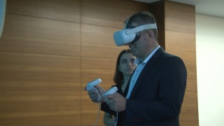 VR gözlüklerle deprem, sel ve yangın anını yaşadılar