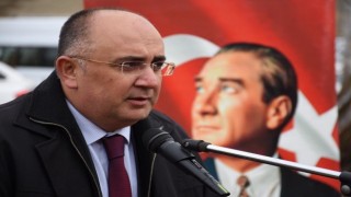 Yeni beldeye başkan oldu, 4 görevi birden yürütecek