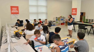 Yenişehir Belediyesinden çocuklara robotik kodlama ve LEGO eğitimi