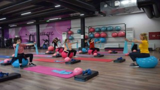 Yıldırım Kadın Spor Merkezleri yeni kursiyerlerini bekliyor