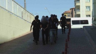 Zehir tacirleri adliyeye sevk edildi