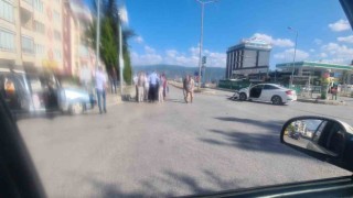 3 aracın karıştığı kazada 1 kişi yaralandı