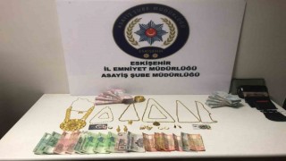 500 bin TLlik ziynet eşyası çalan şüpheliler yakalandı