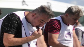 6 dakikada 44 dilim baklava yedi, tam altın kazandı