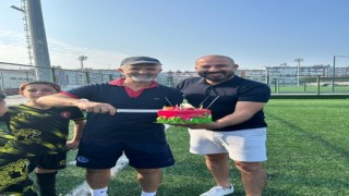 63. yaşını da yeşil sahalarda kutladı