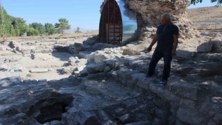 8 asırlık Keykubadiye Sarayındaki hamam gün yüzüne çıktı